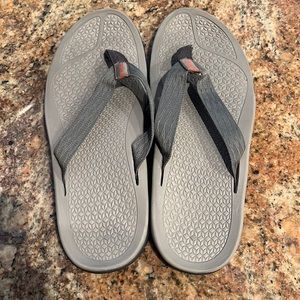 Merrell men’s flip-flops